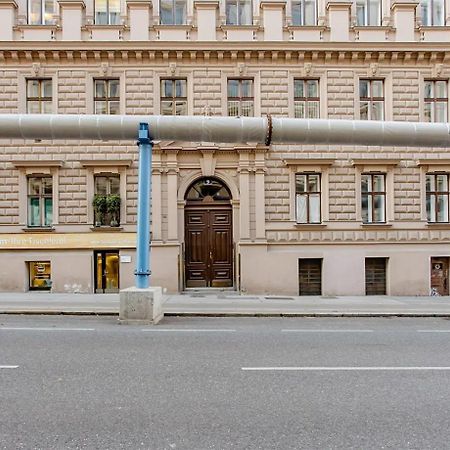 Exclusive Apartment City Center Вена Экстерьер фото